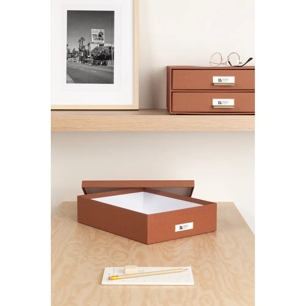 Bigso Box of Sweden – OSKAR – document box A4 – sienna – detail view 2