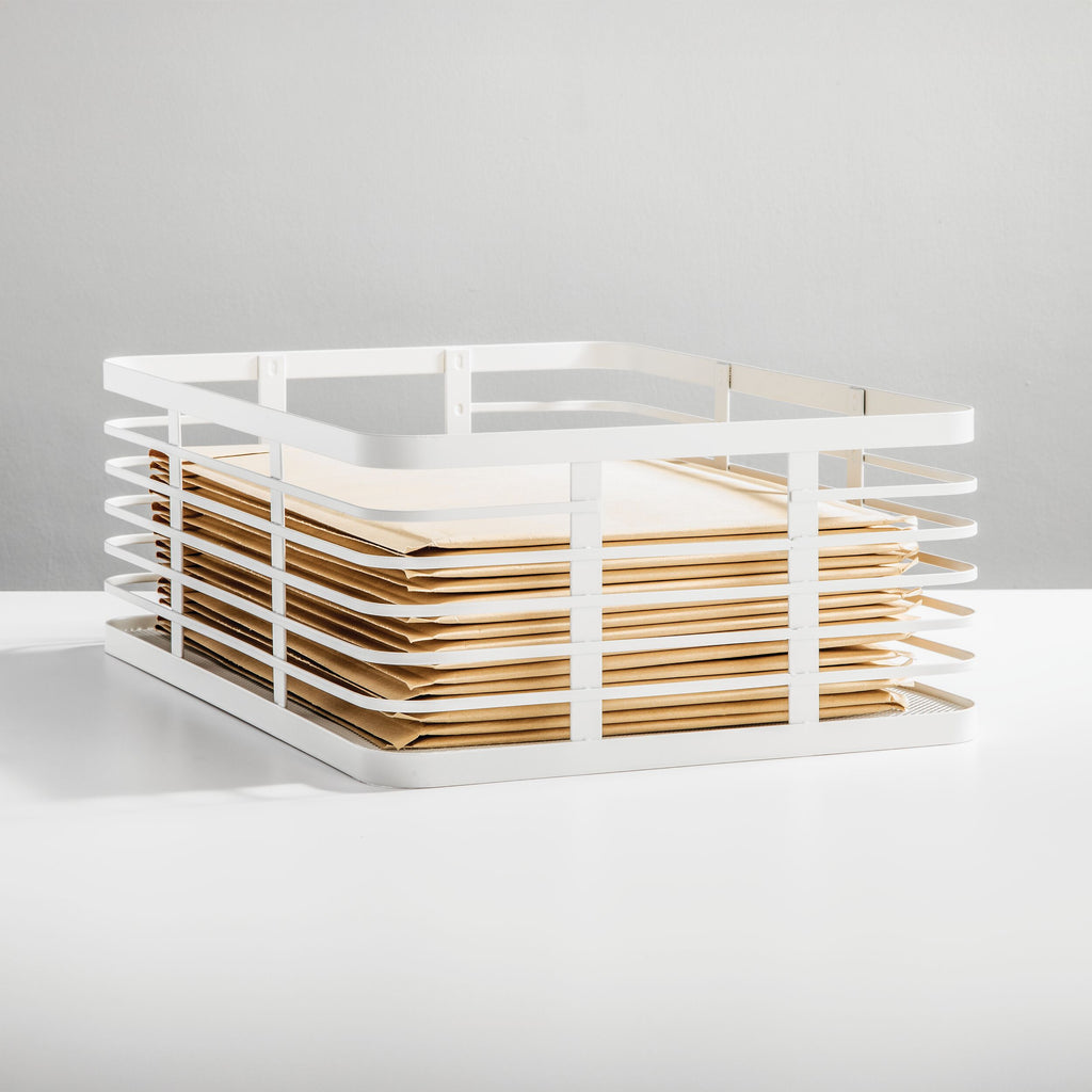 iDesign – Carson steel basket 40 x 30 x 15 – white – 25935 – detail view 12