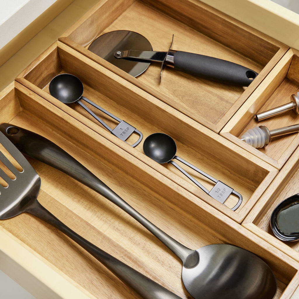 iDesign – Acacia drawer organizer 30.5x7.5x5 – 40271 – detail view 13