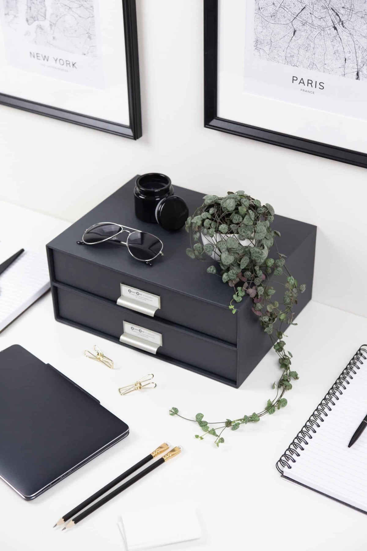 Bigso BIRGER 2-Drawer Document Box – Dark Grey – detail view 5