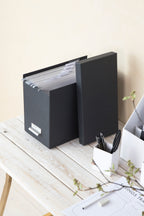 Bigso Box of Sweden – JOHAN – document box – dark grey – detail view 3