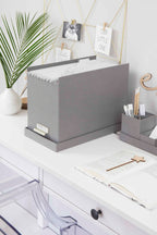 Bigso Box of Sweden – JOHAN – document box – light grey – detail view 3