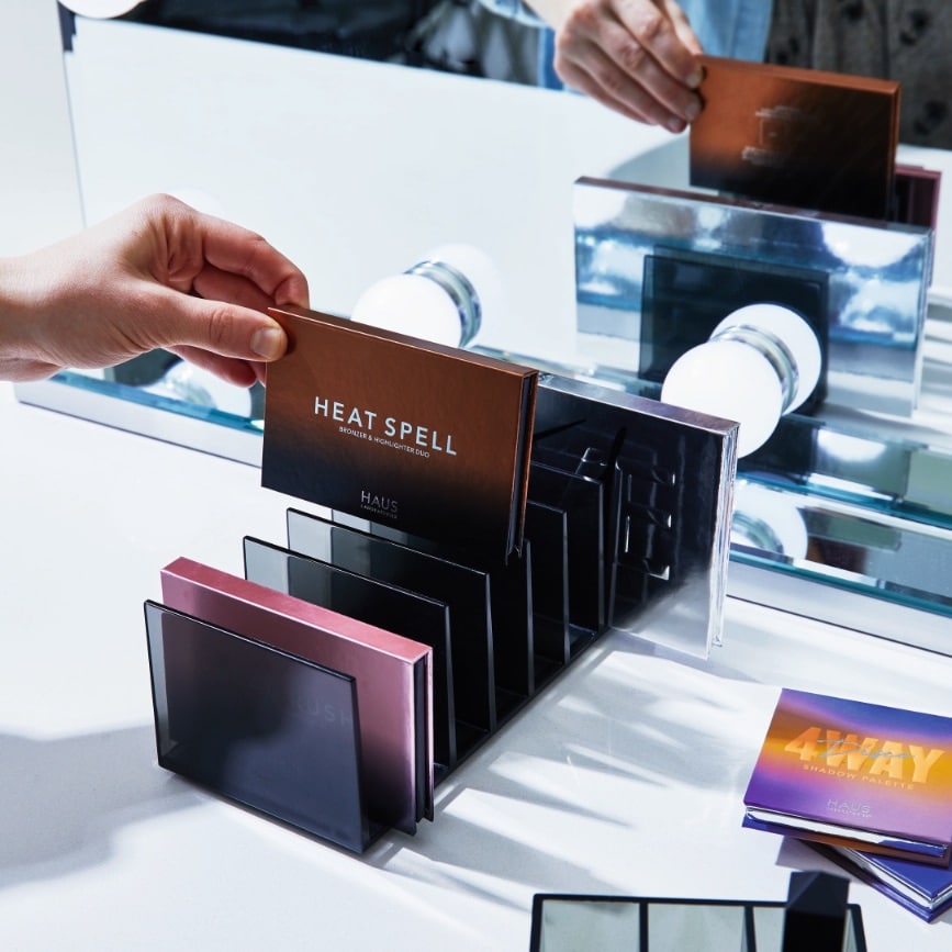iDesign x Sarah Tanno – Cosmetic organizer for palettes – detail view 10