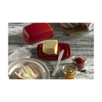 Emile Henry Butter Dish, 17 × 12 × 7 cm – detail view 3