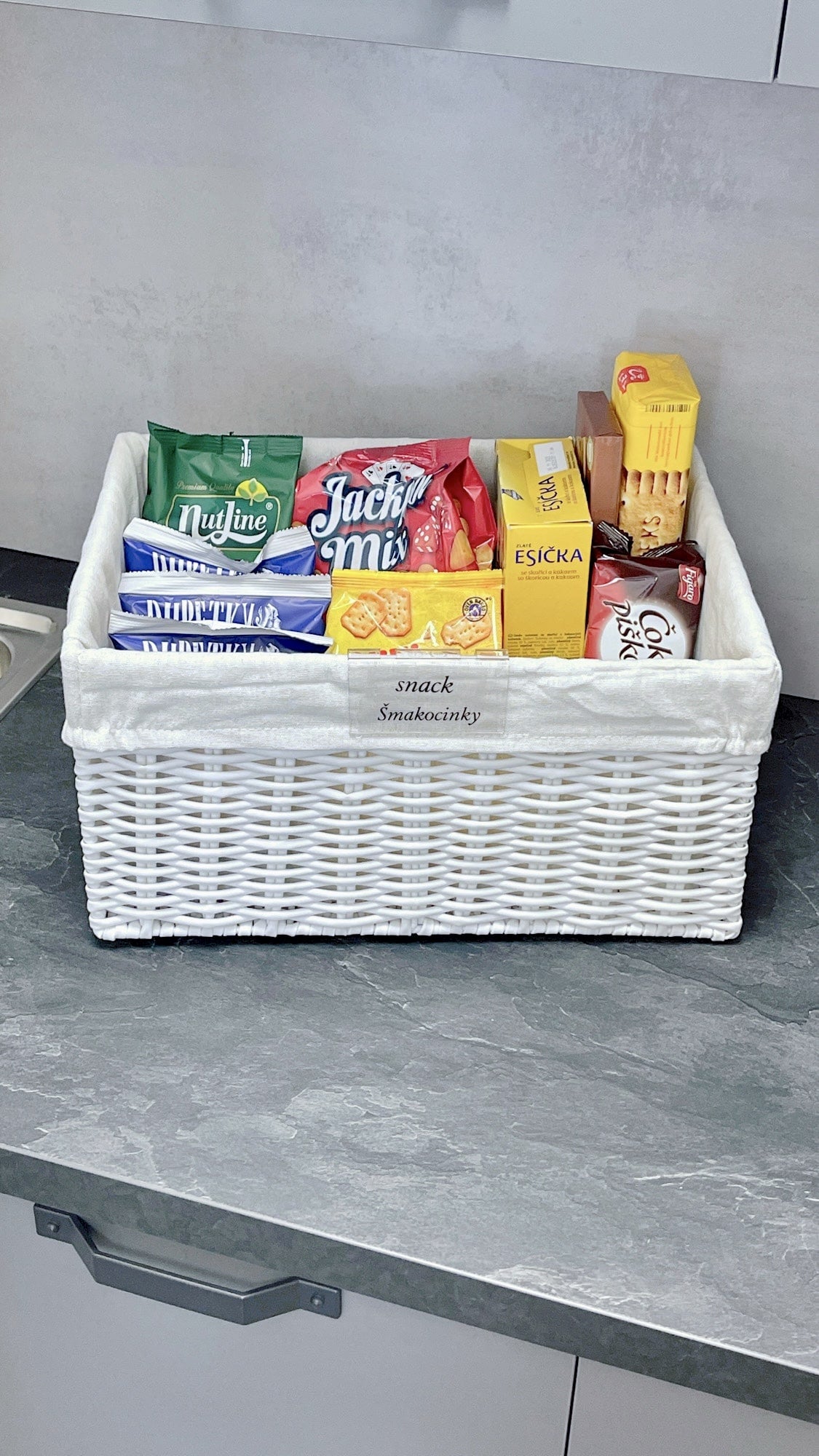 Tidies – White woven basket – M – detail view 8
