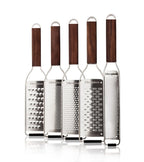 Microplane Master Coarse Grater with Wooden Handle 43308 – detail view 2