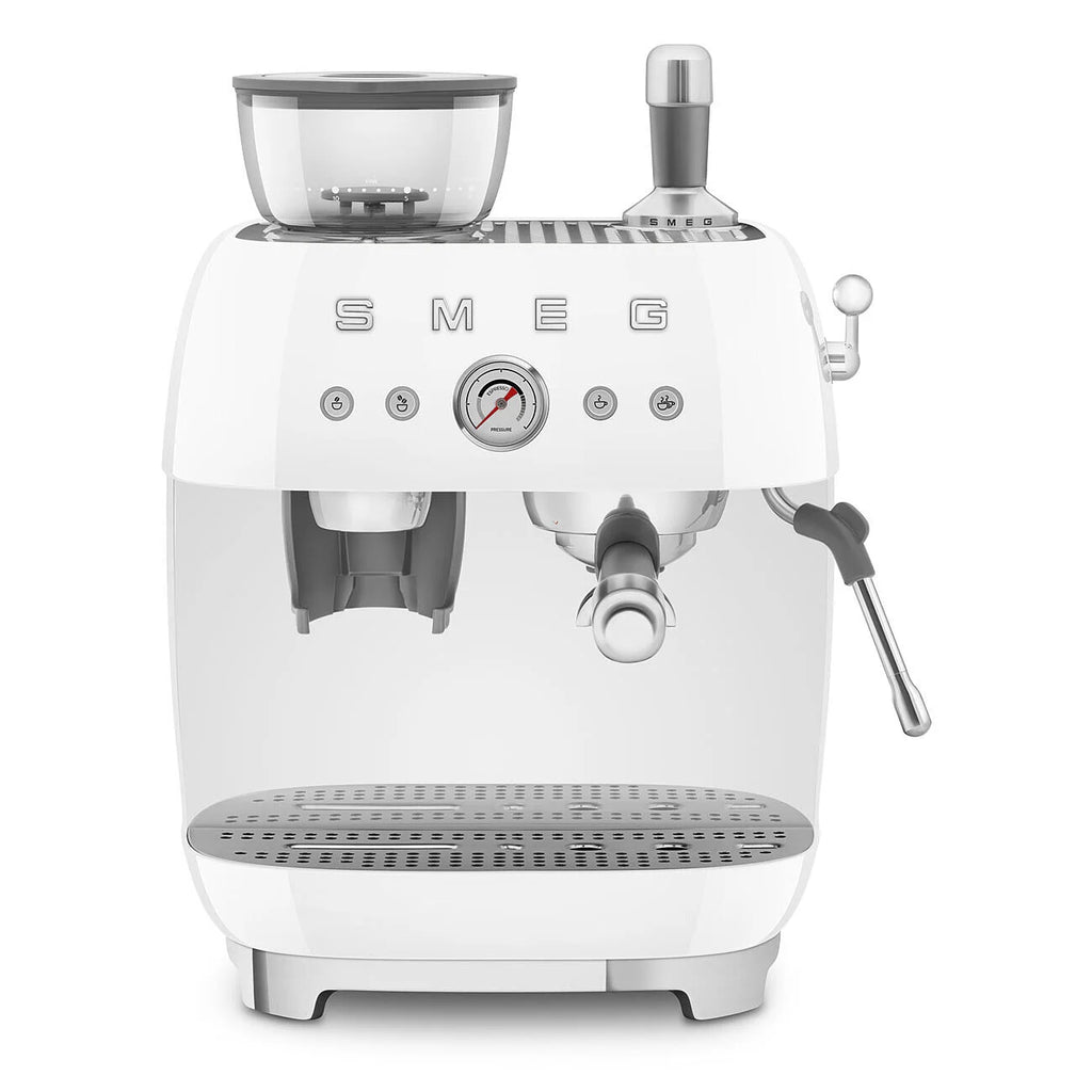 SMEG Coffee Machine EGF03B – detail view 2