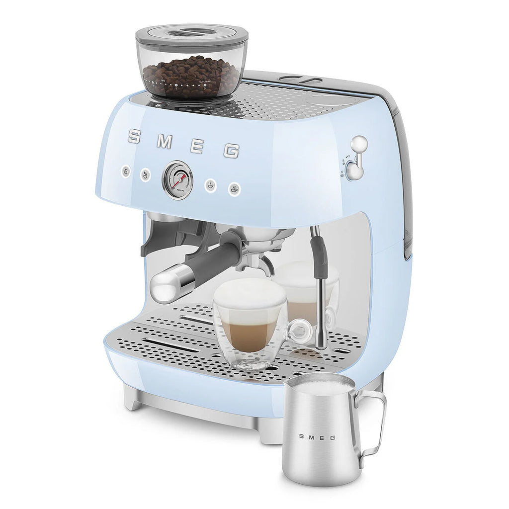 SMEG Coffee Machine EGF03B – detail view 14