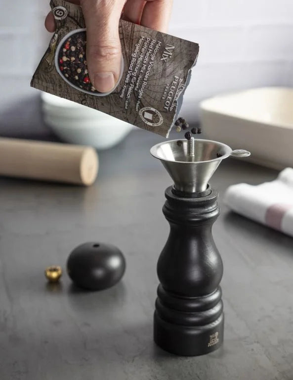 Peugeot EASY Funnel for Filling Mills 41489 – detail view 2