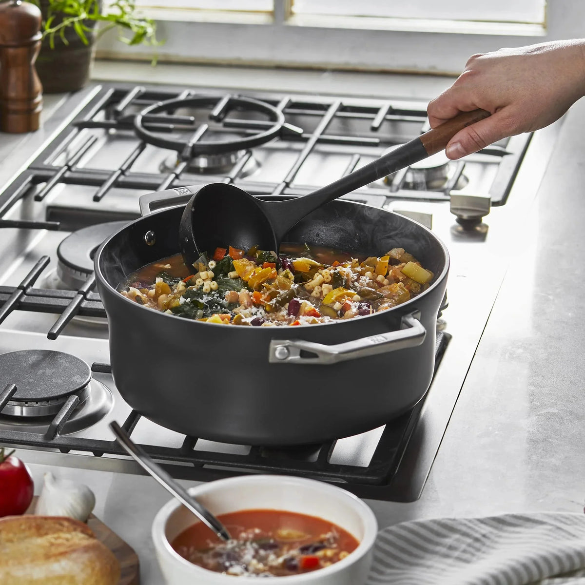 Staub Ladle, 31 cm – detail view 4