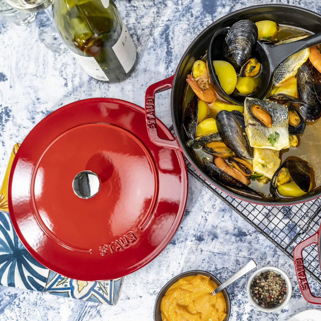 Staub Cocotte 2-Piece Cookware Set, 24 cm – detail view 3