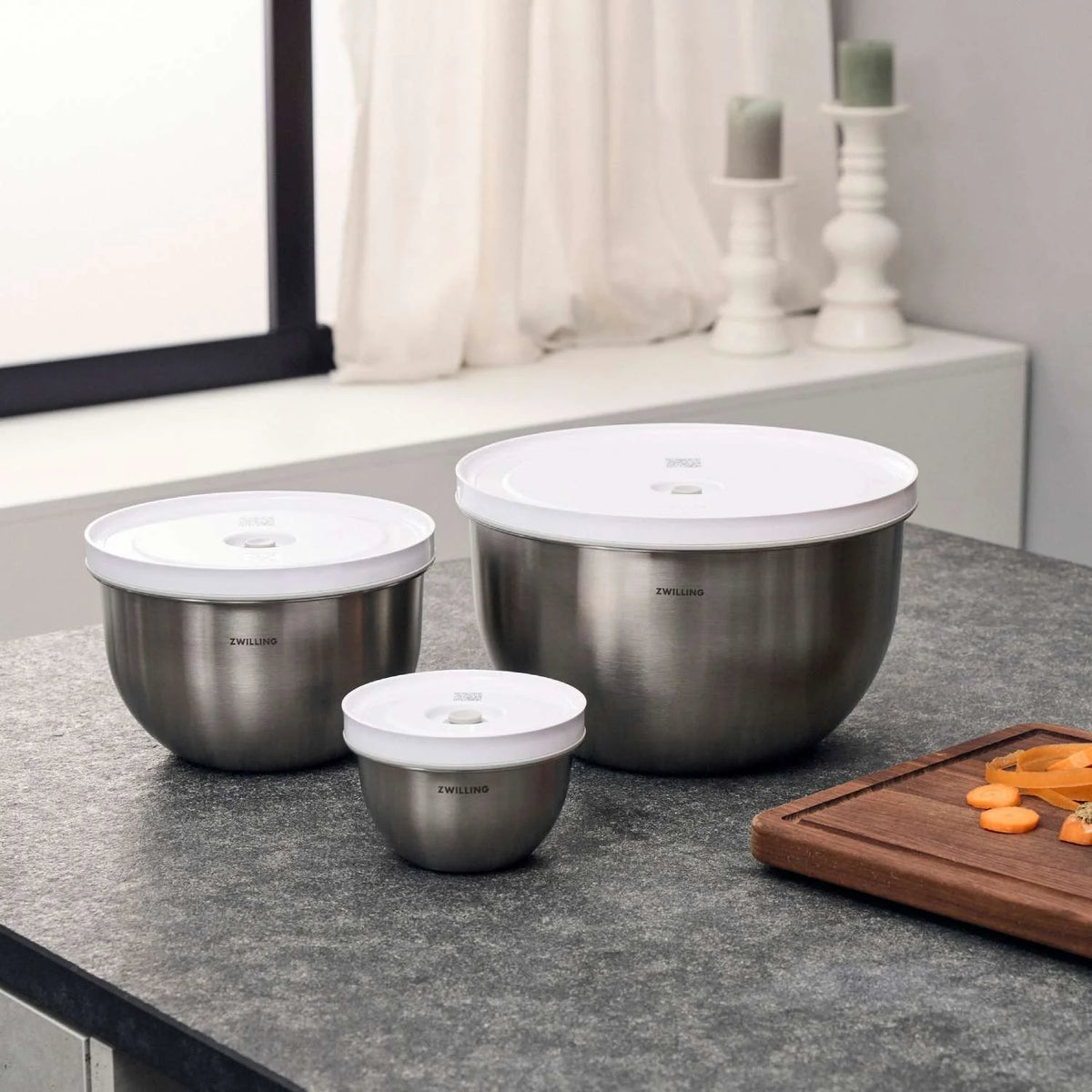 Zwilling Fresh & Save Stainless Steel Bowl Set with Vacuum – detail view 2