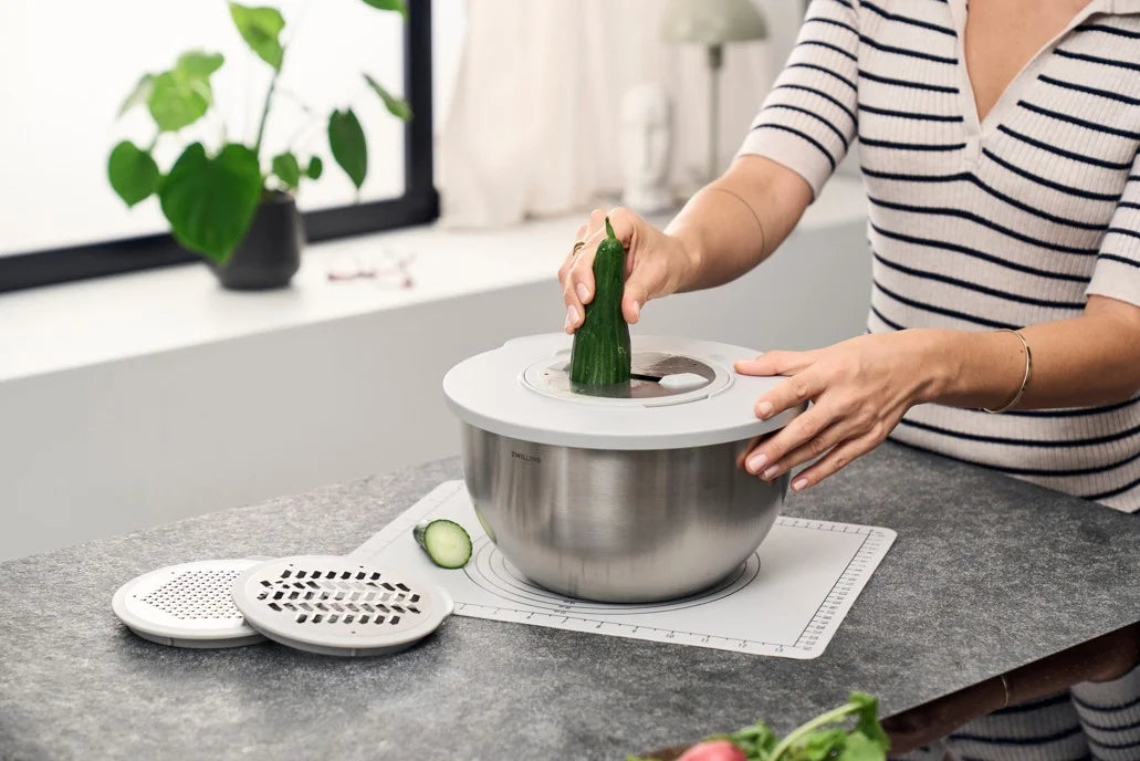Zwilling Fresh & Save Stainless Steel Bowl Set with Vacuum – detail view 12