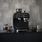 SMEG Coffee Machine EGF03B – detail view 17